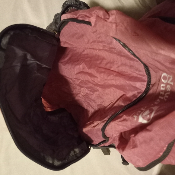 NEW Pink Outlander Ultra Lightweight Packable Water Resistant backpack - Picture 11 of 14
